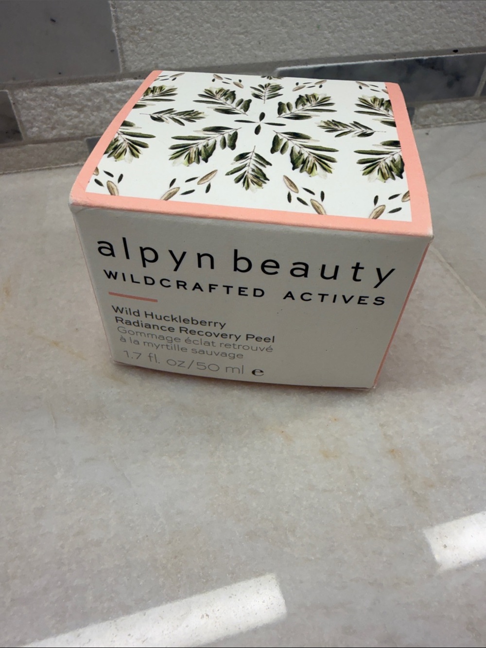 ALPYN BEAUTY Wild Huckleberry Radiance Recovery Peel